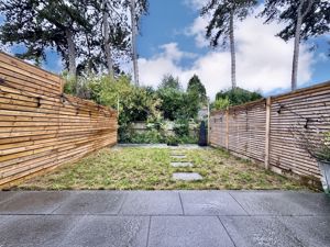 Photo 21- click for photo gallery